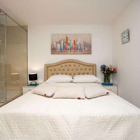 Apartment Dea Split Bagian luar foto