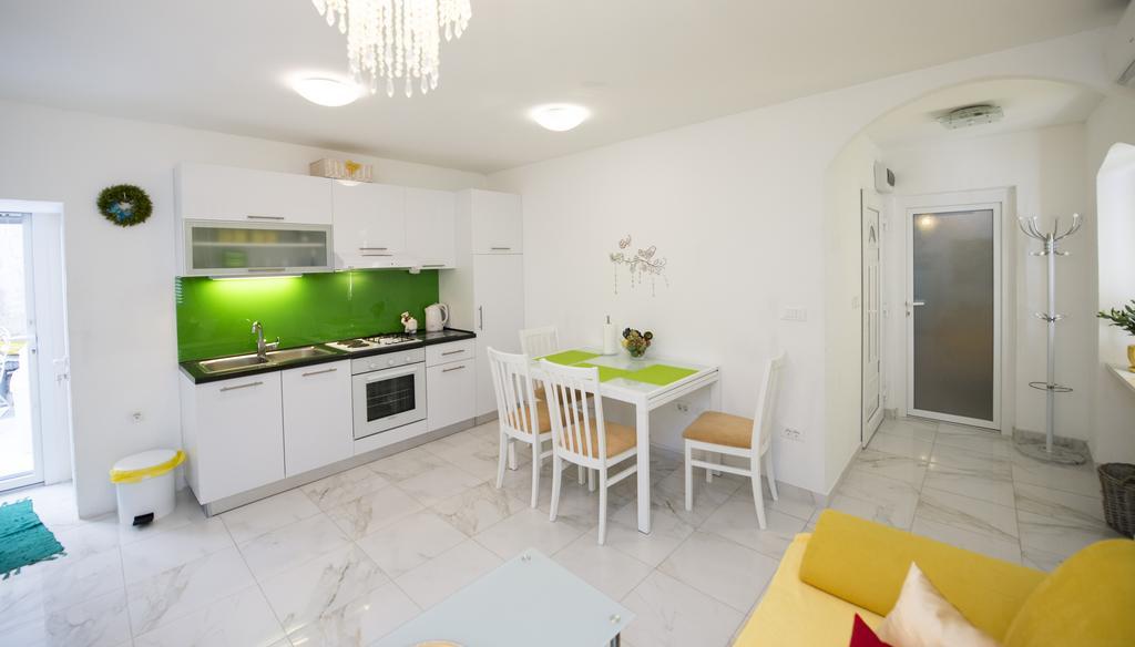 Apartment Dea Split Bagian luar foto
