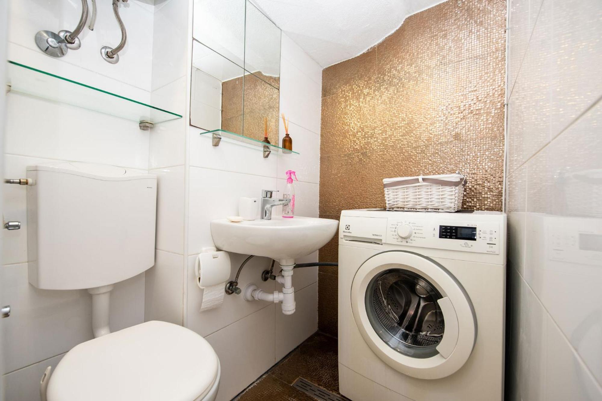 Apartment Dea Split Bagian luar foto