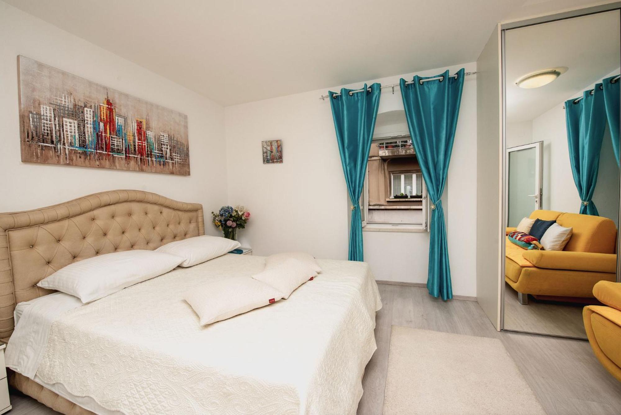 Apartment Dea Split Bagian luar foto