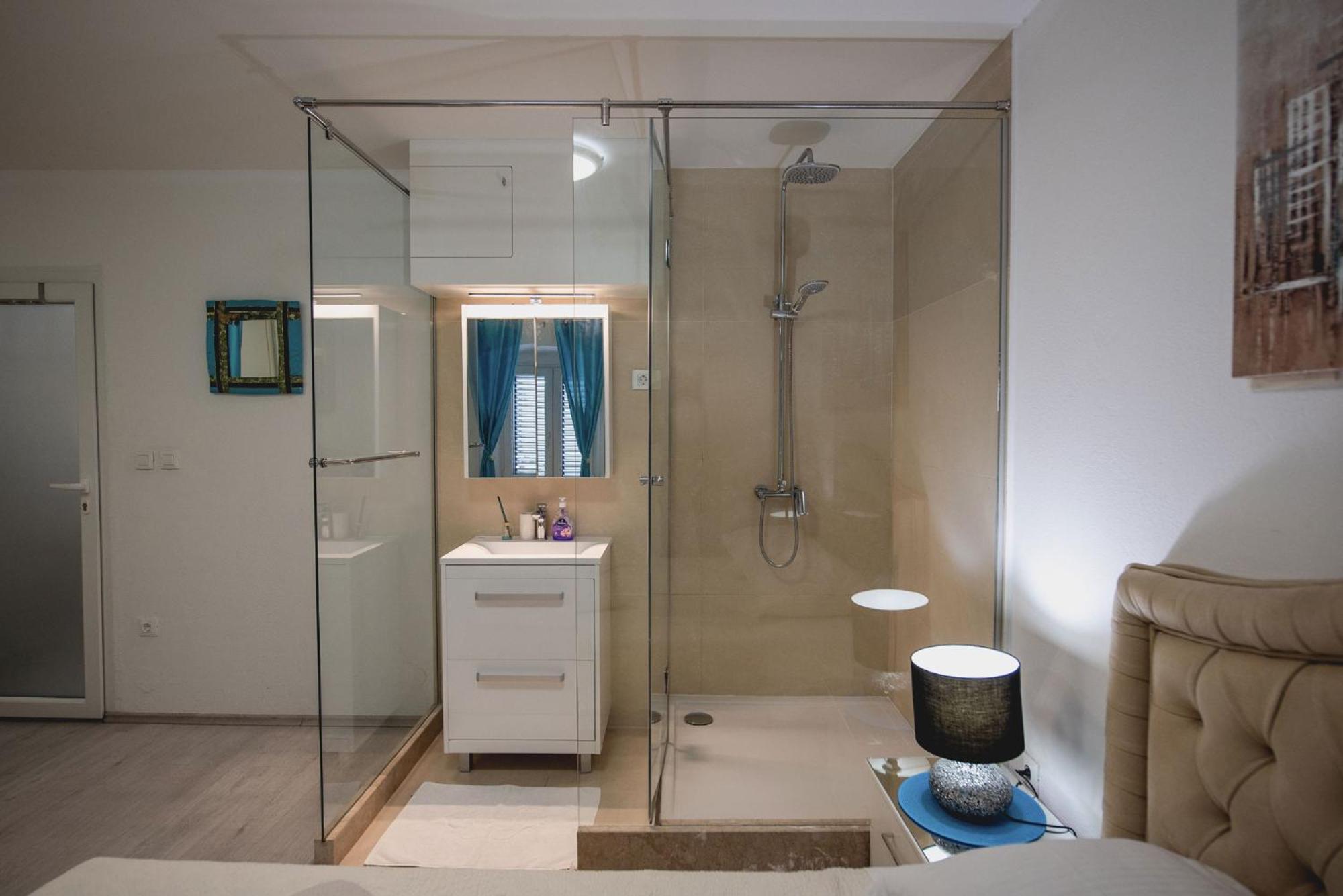 Apartment Dea Split Bagian luar foto